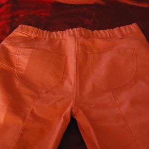 Truly WOW|coral jeans